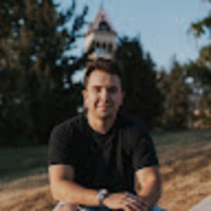 Meet your Posher, Levi